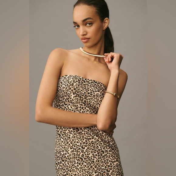 NWT! Anthropologie The Fleur Strapless Satin Maxi Slip Dress - Medium Petite 🐚 - Picture 3 of 10